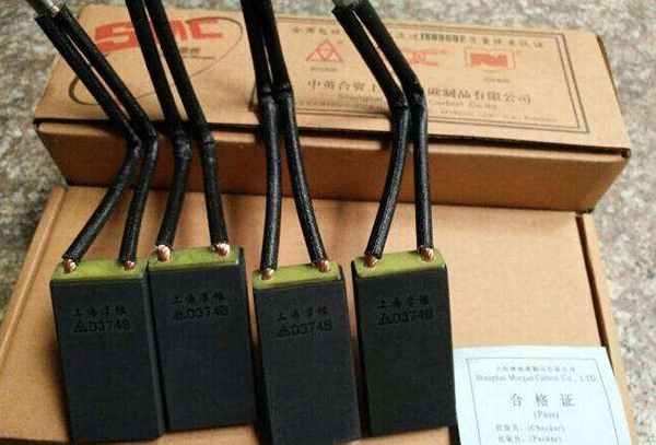 导致直流电机的碳刷发生故障的两个主要因素。 导致直流电机的碳刷发生故障的两个主要因素。